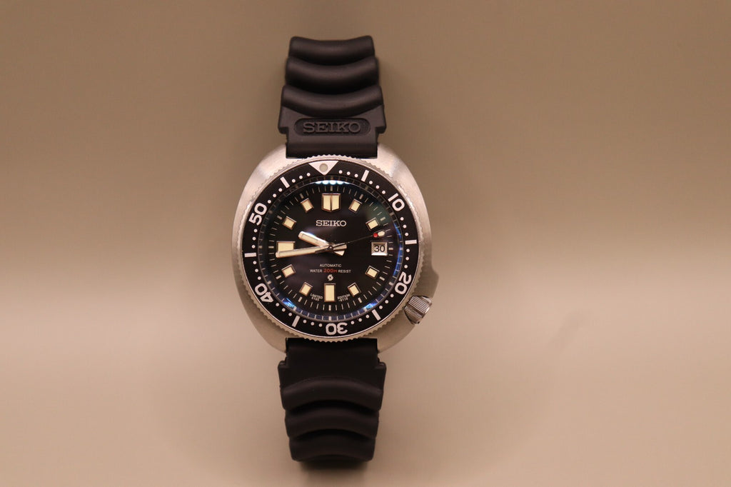 Genuine SEIKO 4HX0JB Rubber 20mm Watch Strap