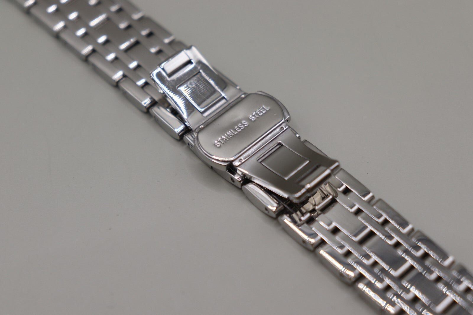 Full Mirror Solid Link 316L Stainless Steel Watch Strap 18 - 20 - 22 - 24mm