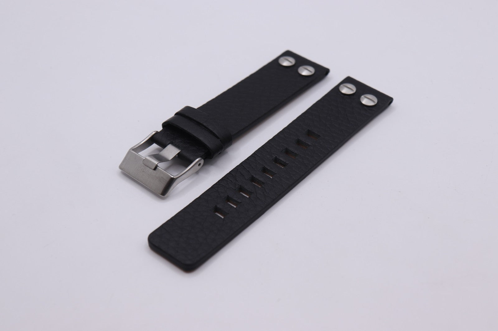 Luftwaffe WWII Pilot - Buffalo Grain Premium Leather Watch Strap w/ Screw Rivets