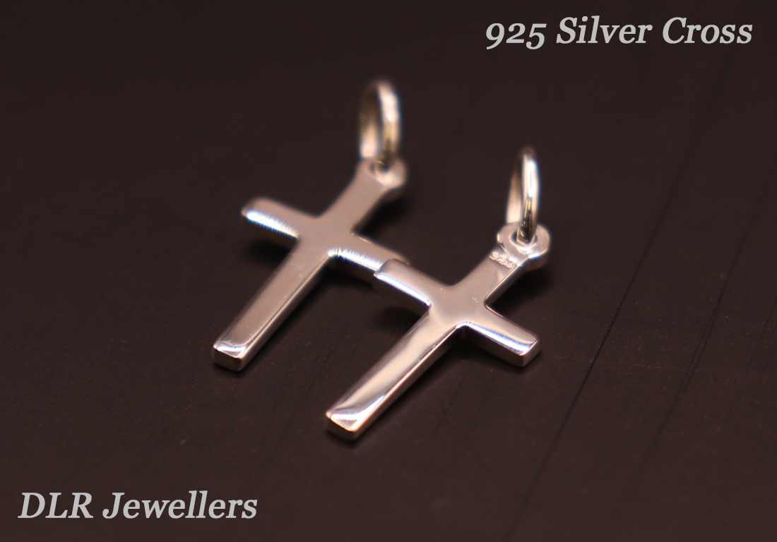 925 Sterling Silver Christian Cross Pendant, 0.8g Silver  **MADE IN ENGLAND**