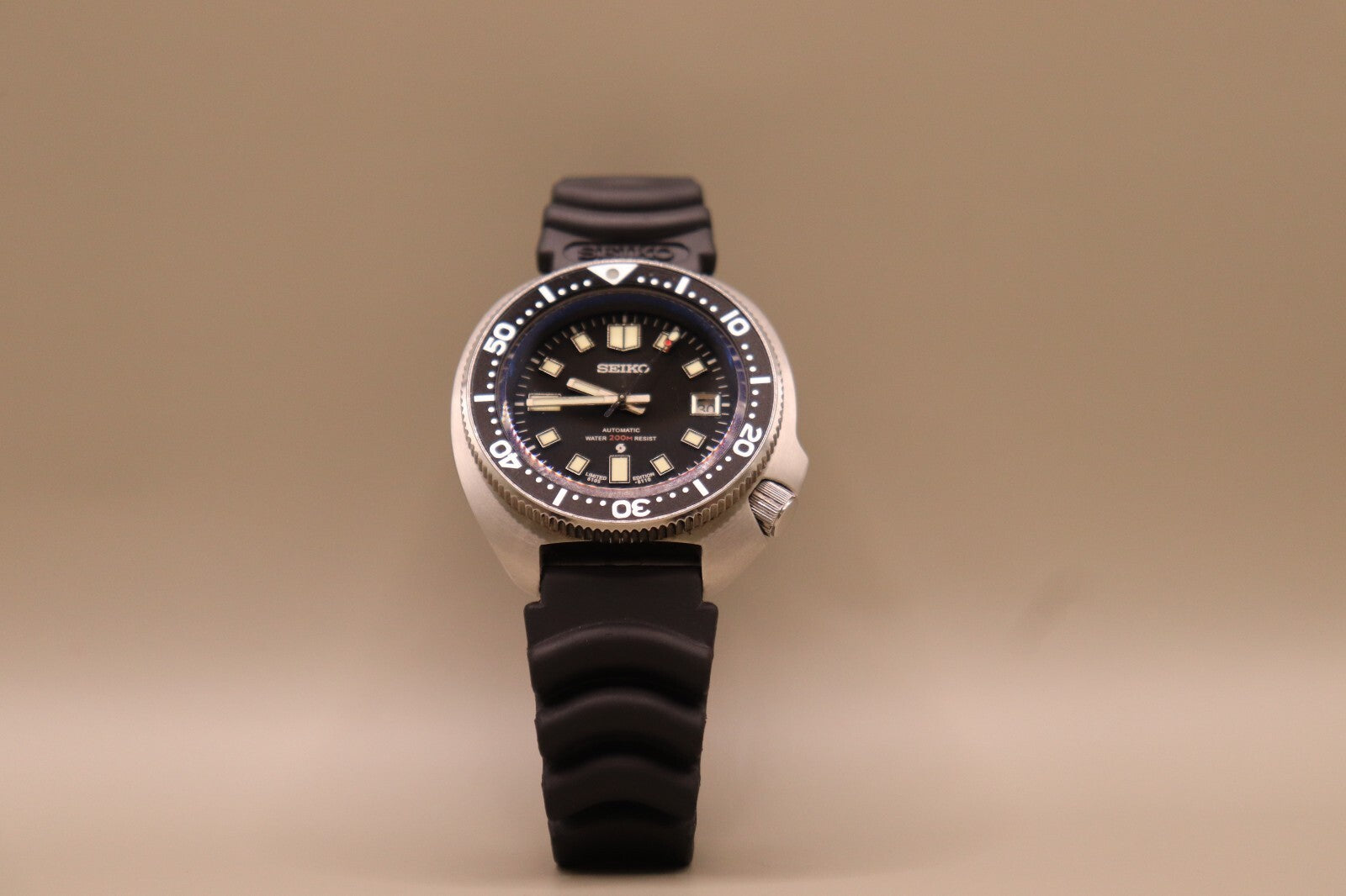 Genuine SEIKO 4HX0JB Rubber 20mm Watch Strap