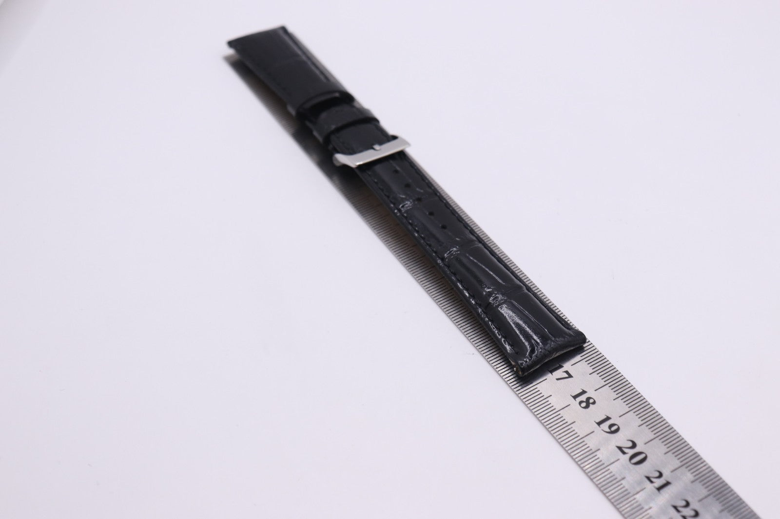 Black High Shine Croc Grain Genuine Italian Calf Leather - ANTI-ALLERGY- 18-24mm