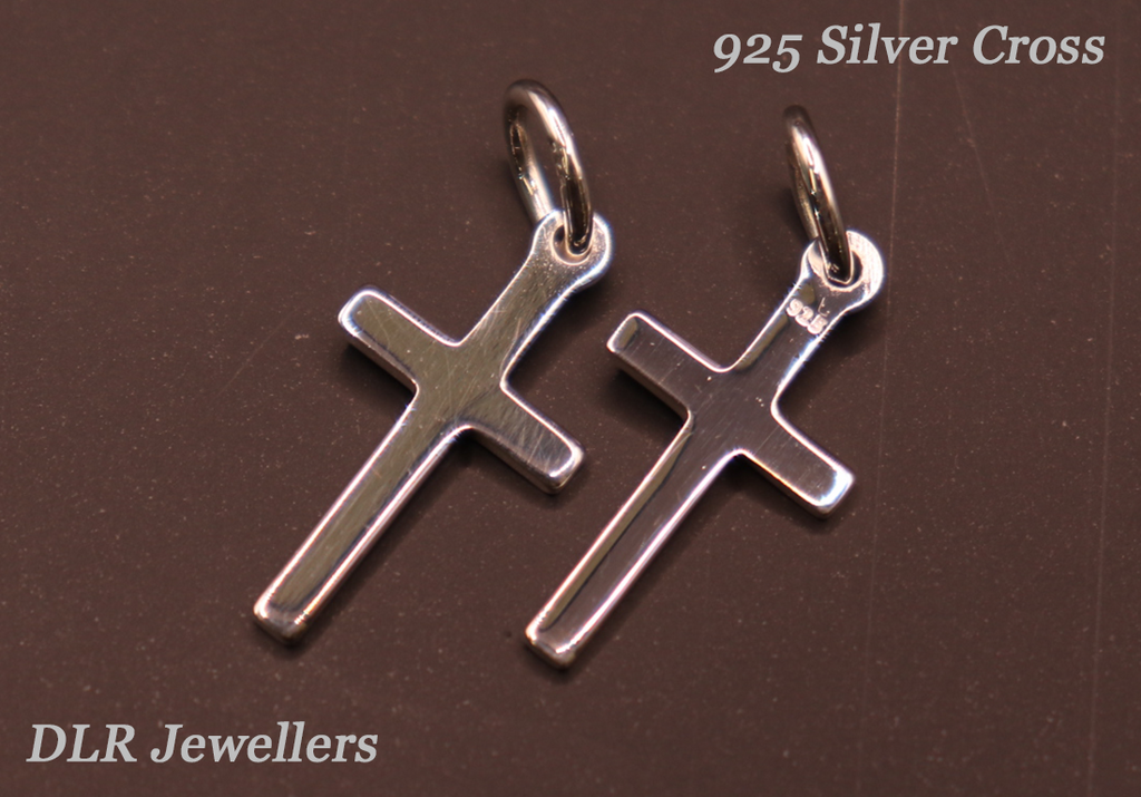 925 Sterling Silver Crucifix / Cross Pendant, 0.8g Silver  **MADE IN ENGLAND**