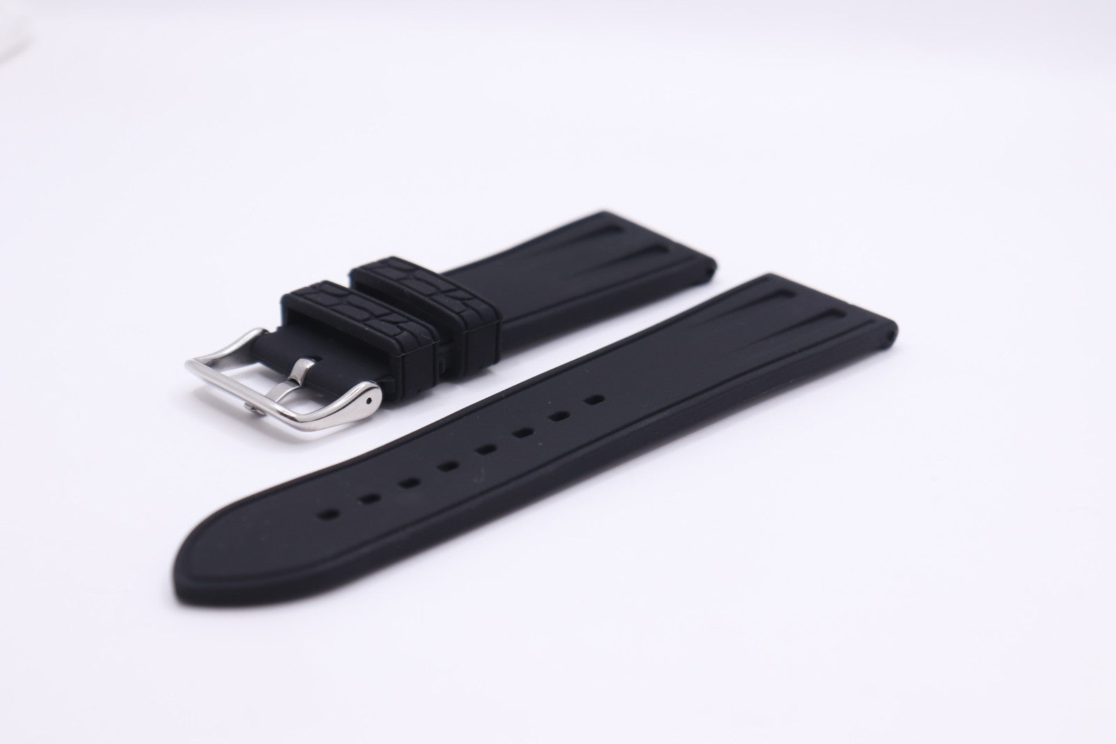 Alligator/Crocodile Cut Out Effect - Premium Silicone Rubber Watch Strap - Vegan